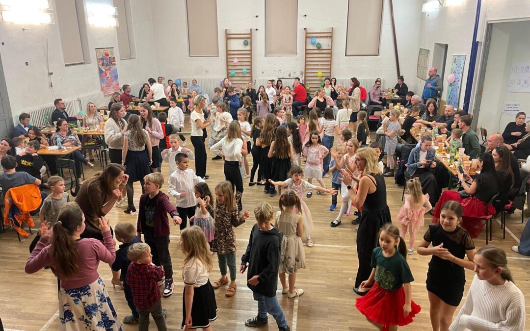 Střípky z letošního plesu